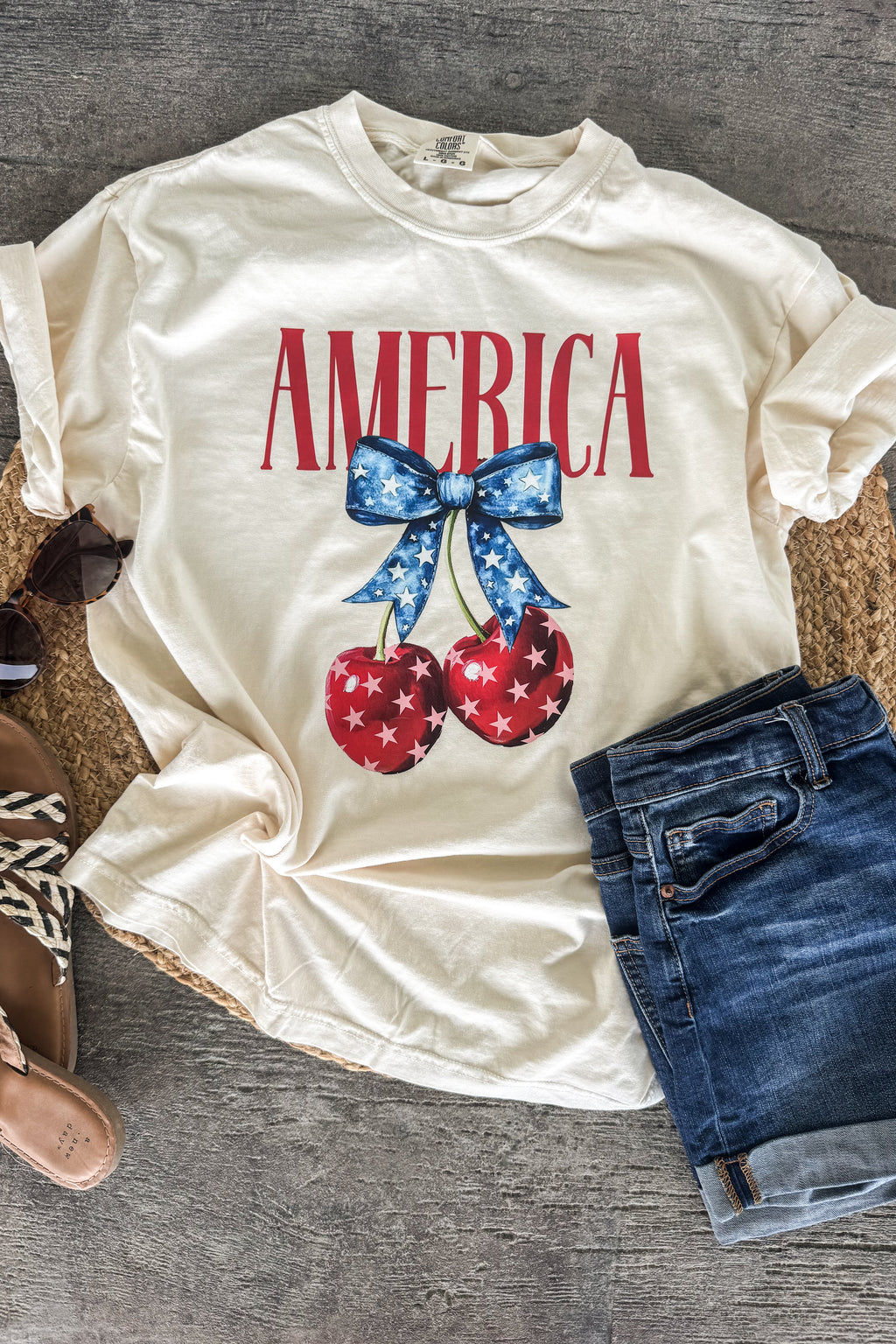AMERICA Tee on Comfort Colors