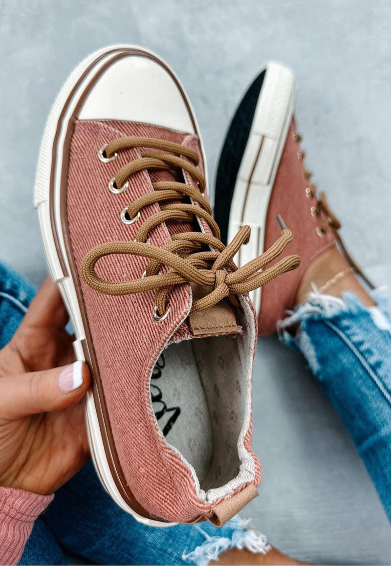 Driana Sneakers in Rust