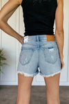 Jennifer 90s Frayed Shorts