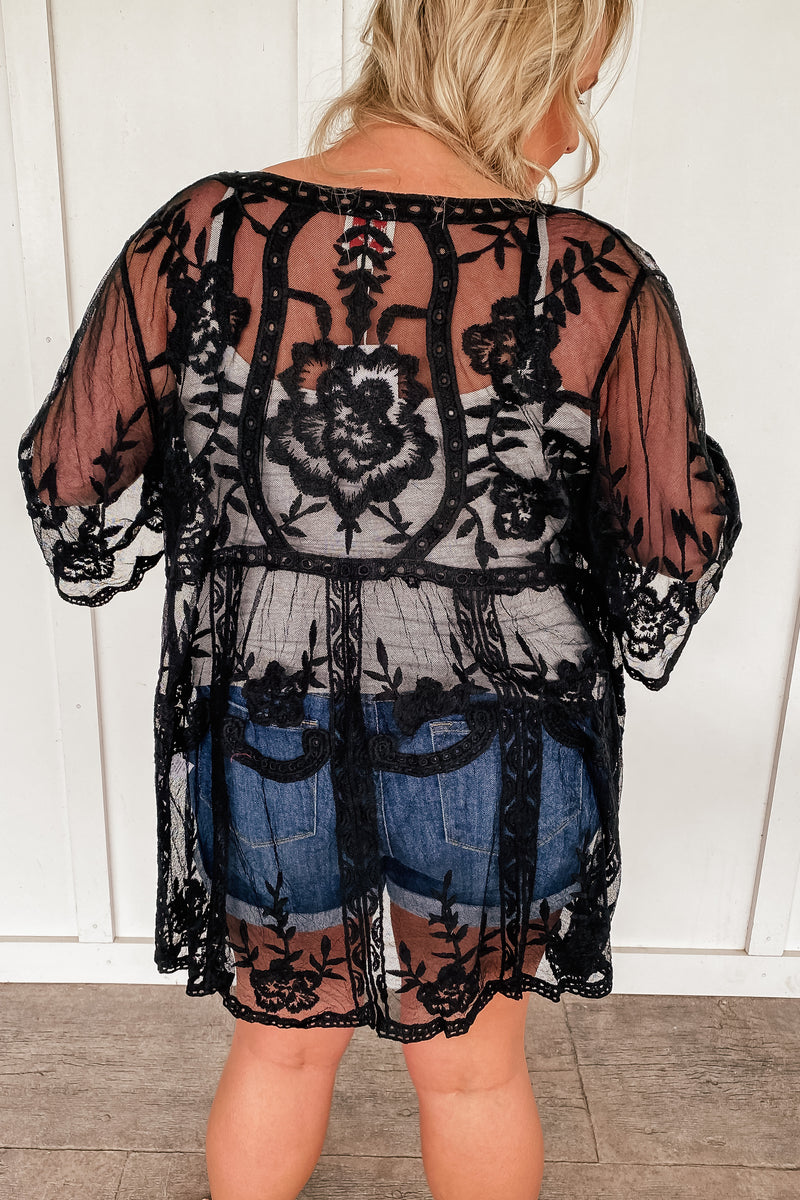Hayden Lace Kimono PLUS