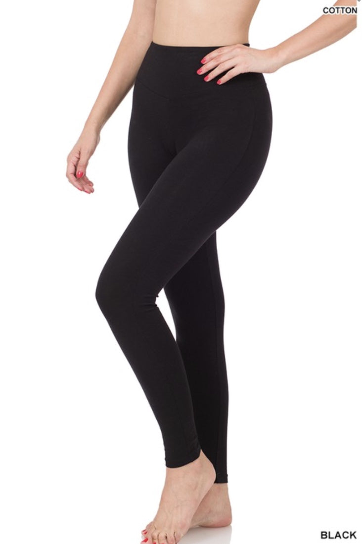Solid black colored leggings for women
