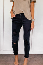Malory Distressed Black Kancans